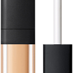 NARS Mini Radiant Creamy Concealer natural coverage concealer for dark circles and blemishes